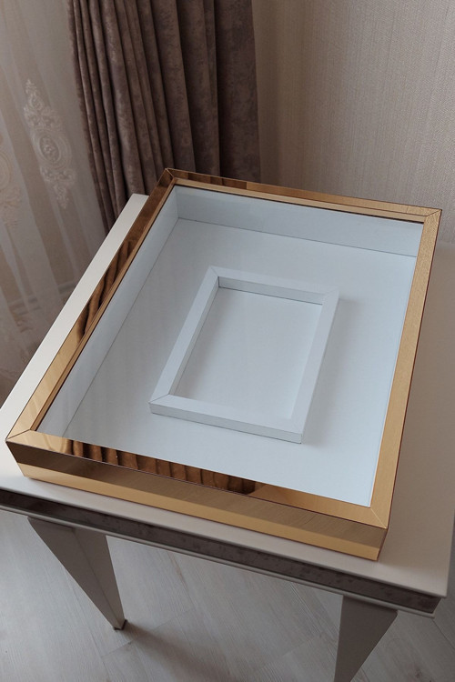 40X50 Cm Gold Pleksi Gül Anı Çerçevesi! Ledsiz Fotoğraf Bölümlü Çerçeve! Gül Anı Çerçevesi