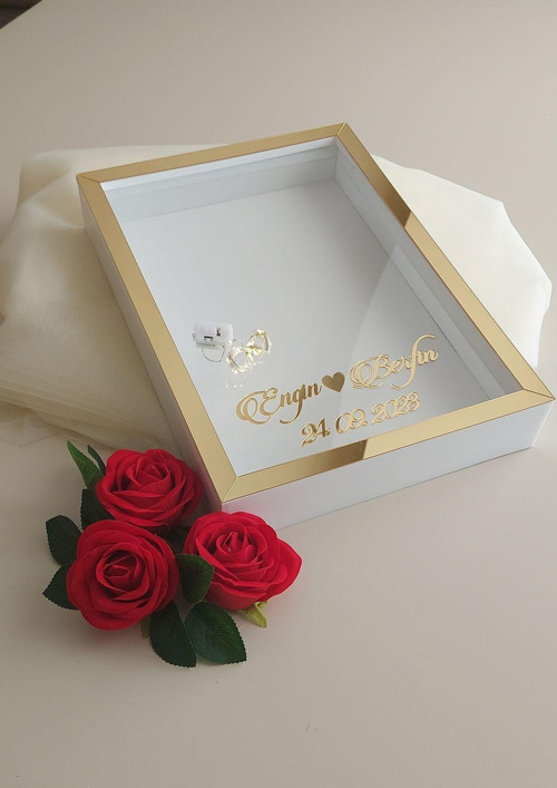 25X35 Cm Isimli Ledli Derin Anı Çerçevesi!Yeni Moda Gül Kutuları! Nişan Çiçeği Tasarımı!