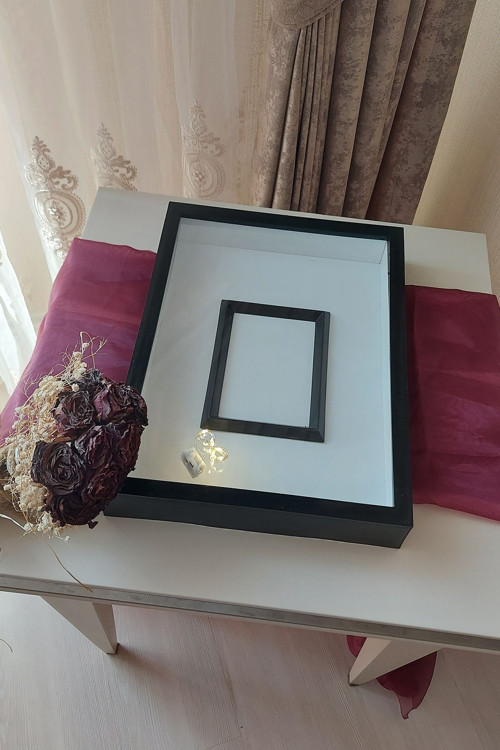30X40 Cm Ledli Beyaz Fotoğraf Bölümlü Tasarım Gül Kutusu Anı Çerçevesi! Isimsiz