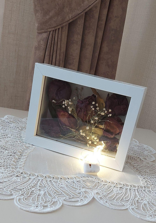 15X20X5 Cm Yatay Ledli Anı Çerçevesi! Yeni Moda Çiçek Anı Çerçevesi! İsteme Çiçeği! Derin Gül Kutusu