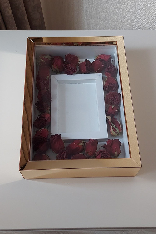 25X35 Cm Gold Renkli Fotoğraf Alanlı Model Tasarım Gül Kutusu Anı Çerçevesi! Yeni Model Çerçeve!