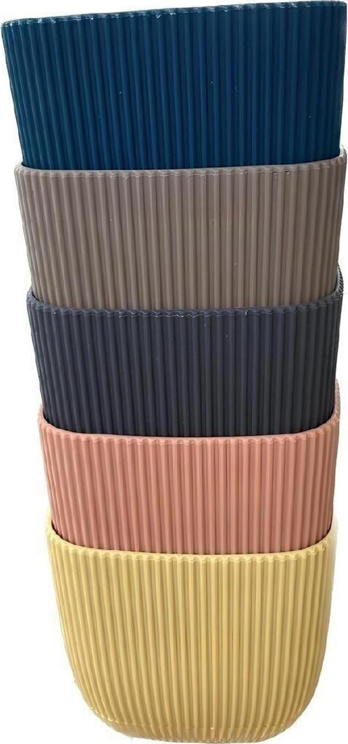5 Adet 0 - 27 Lt Karışık Renkli Mercan Kare Mini Boy Plastik Minik Kaktüs Sukulent Saksısı