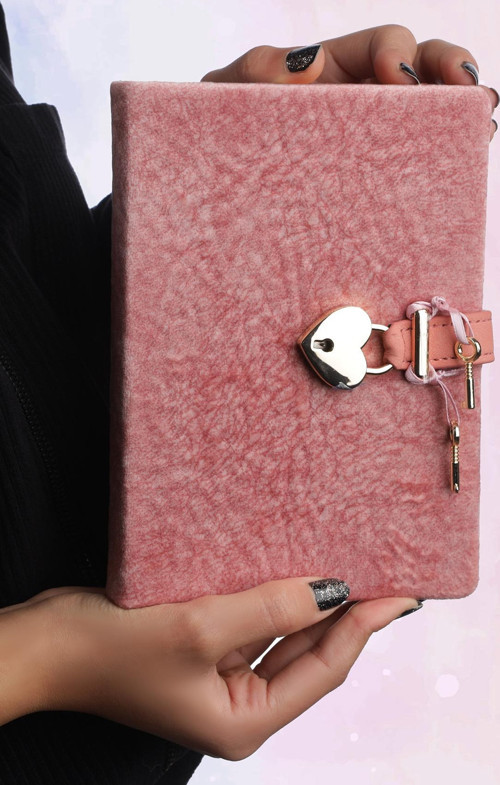 Pembe Miyaw Kilitli Defter 13x18 cm. Hatıra Defteri Tarihsiz Not Defteri