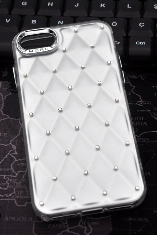 iPhone 7 / 8 Uyumlu Baklava Desenli Pırlanta Taşlı Sert Kapak Kılıf Beyaz
