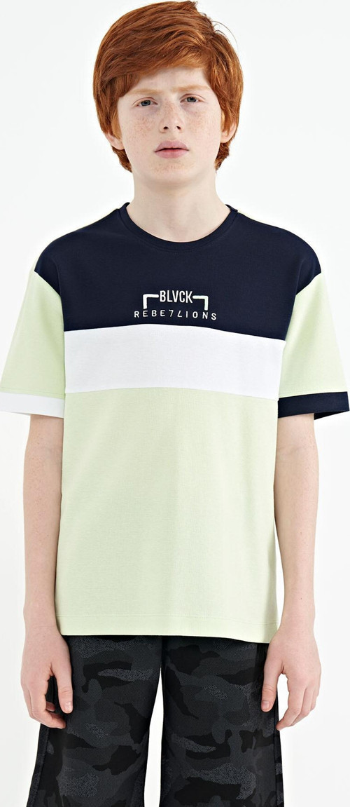Açık Yeşil Renk Geçişli Nakışlı Oversize Erkek Çocuk T-Shirt - 11159