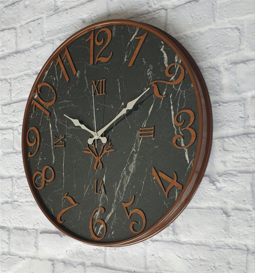 Kahverengi Renk Metal Kasalı Mermer Desenli Kahverengi Renkli Duvar Saati Çap 50 Cm