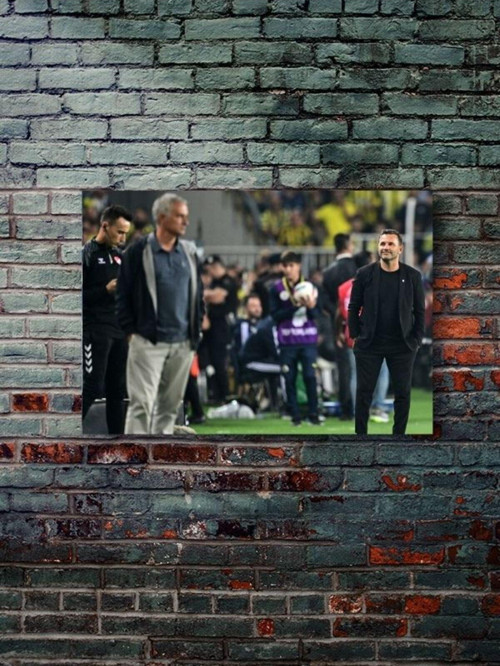 Okan Buruğun Bakışı - Gs - Poster - Spor Posterleri, Takım Posterleri Özel Tasarım Kağıt Poster