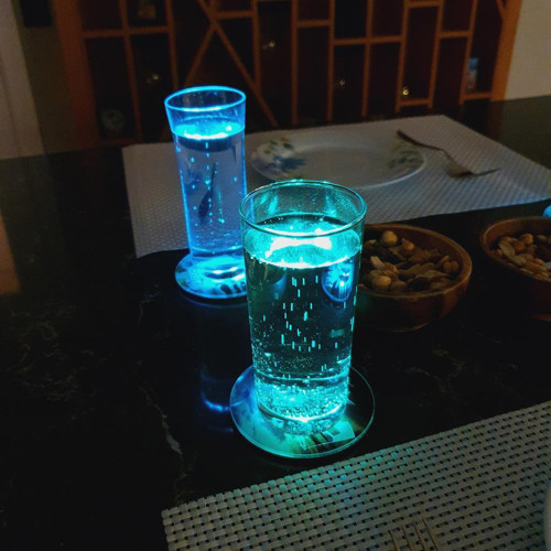 Işıklı Rakı Ya Bilenle Ya Dinleyenle Ya Güzelle İçilir Bardak Altlığı