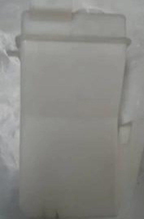 2000-2002 Daewoo Nubira Ön Cam Su Bidonu-Deposu Motorsuz (Bfn) (Adet) (Oem No:96190251)