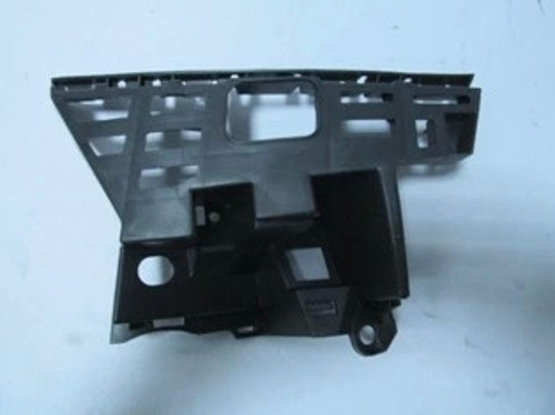 Skoda Fabıa- 07/10; Ön Tampon Bağlantı Braketi Sağ (Tw-Y) (Oem No: 5J0807056)