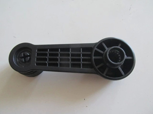 1999-2000 Toyota Corolla Ae111 Ön/Arka Cam Açma Kolu Sağ-Sol Aynı (Adet) (Frezesi Metal) (Oem No:826