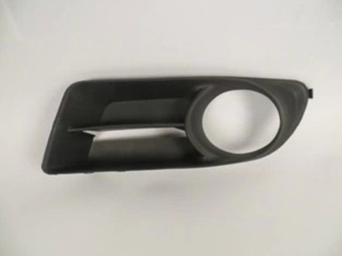 Toyota Corolla- Zze121- 05/06; Sis Lamba Kapağı Sol Yuvarlak Delikli (Euro Body) (Oem No: 52128-0217