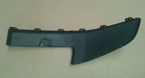 Renault Megane- 2- 07/09; Ön Tampon Bandı Sağ Siyah Çeki Demiri Kapağı İle Birlikte (Oem No: 7701476