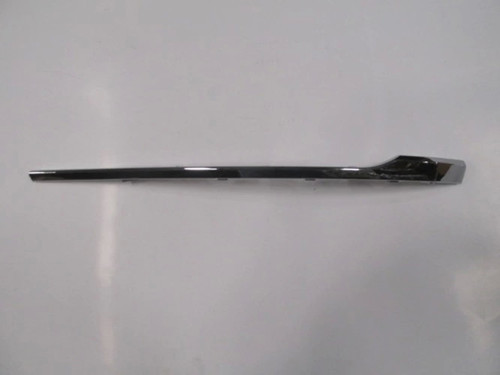 2014-2018 Volkswagen Passat B8 Ön Tampon Panjuru Yan Çıtası Sol Nikelajlı Tw Oem No: 3G08532532Zz