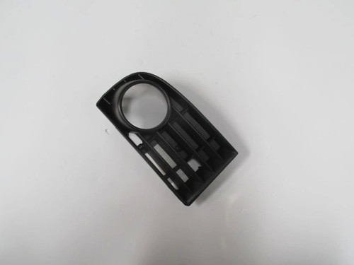 Volkswagen Golf- 5- 04/09; Sis Lamba Kapağı Sağ Siyah (Sis Delikli) (Pütürlü Tip) (Tw) (Oem No: 1K08