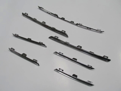 Renault Megane- 4- Sd/Hb- 16/20; Ön Panjur Üst Çıtası Nikelajlı Set (7 Parça) (Oem No: 960103748R)