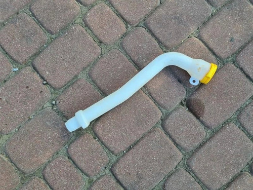 Renault Captur- 20/24; Ön Cam Su Bidonu/Deposu Dolum Borusu (Kapaklı) (Oem No: 289159903R)