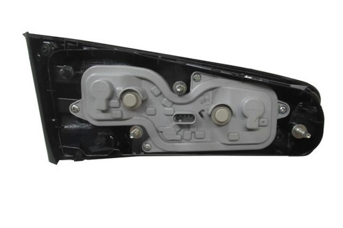 Fıat Egea- Cross- 21/24; İç Stop Lambası Sağ Kırmızı (Duylu) (Pleksan) (Oem No: 52071021)