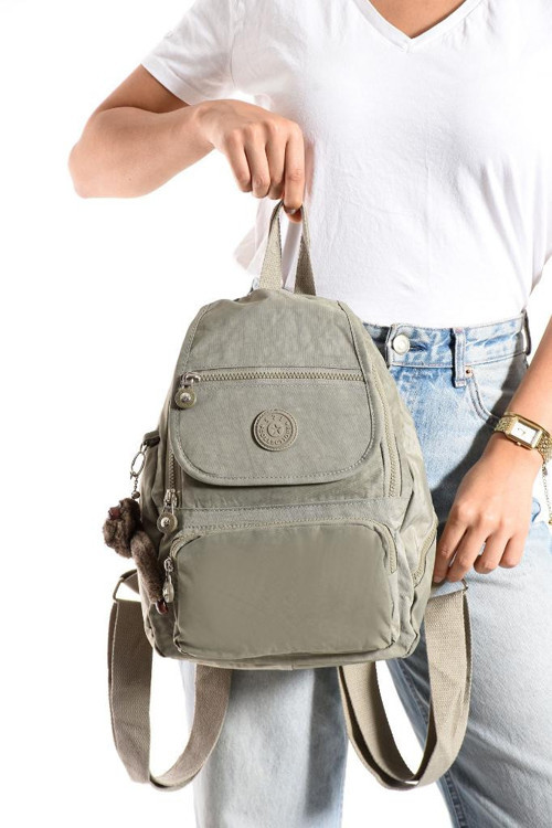 Kadın Sırt Çantası Kapaklı Model 30*25 Cm Hafif Klinkır Kumaş Spor Çantası Günlük Bayan Çantası