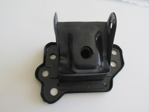 Opel Corsa C 00/03 Ön Tampon Demi̇ri̇ Bağlantı Ayağı Sağ (Şasi̇ Ucuna Bağlanan)