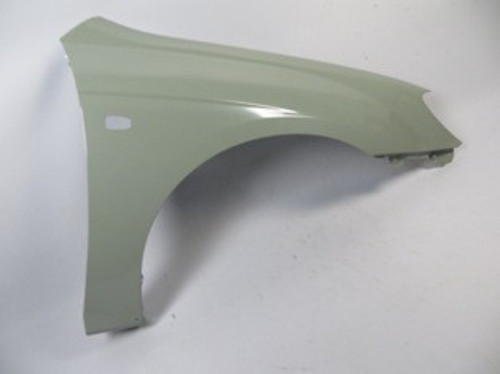 Kia Cerato 04/05 Ön Çamurluk Deli̇kli̇ Sağ Gri̇ Boyalı (Marşpi̇yel Ucu Deli̇kli̇) (Sımyı)