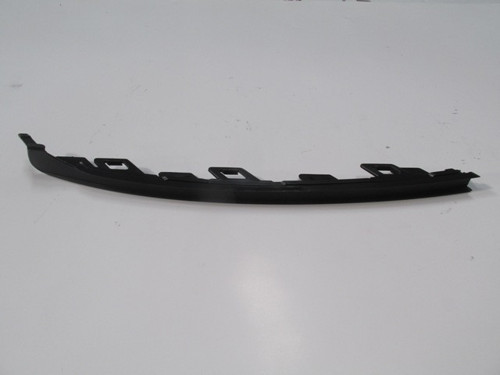 Opel Astra K Hb 16/19 Ön Tampon Panjur Çıtası Sağ (Si̇s Kapağı Alt Çıta)(tw)