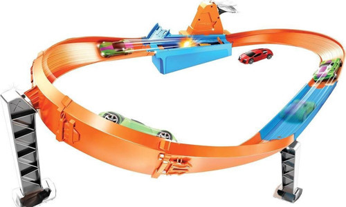 Mattel Oyuncak Araba ve Araba Setleri Şampiyonluk Parkuru GBF81 GJM75