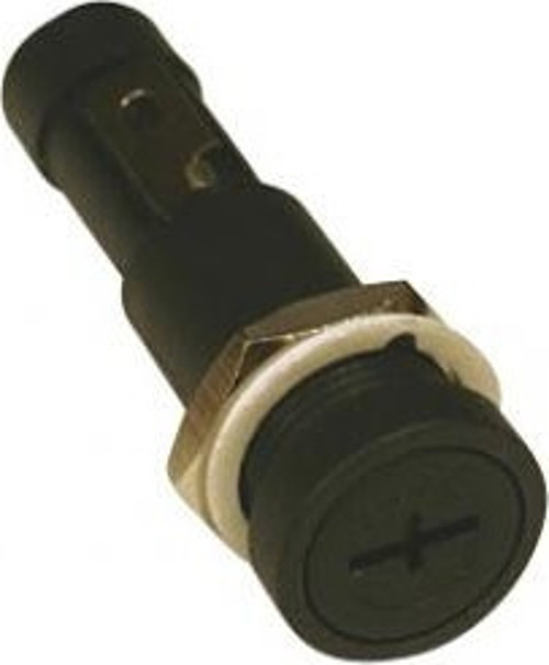 Sigorta yuvası. 15A, 6x32 mm cam sigorta dahil.