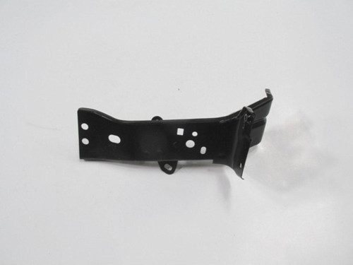 Mazda 3- Sd-Hb- 14-16 Ön Tampon Çamurluk Bağlantı Braketi Sol Oem No: B45A-52-240 Uyumlu 354-2032
