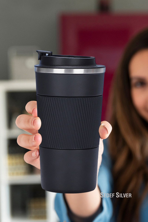 304 Pazlanmaz Çelik 500 Ml Kaydırmaz Lastikli Termos Bardak Mug Araç Kahve Çay Thermos 549