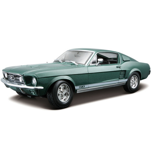 1/18 1967 Ford Mustang GTA Fastback Model Araba - Yeşil